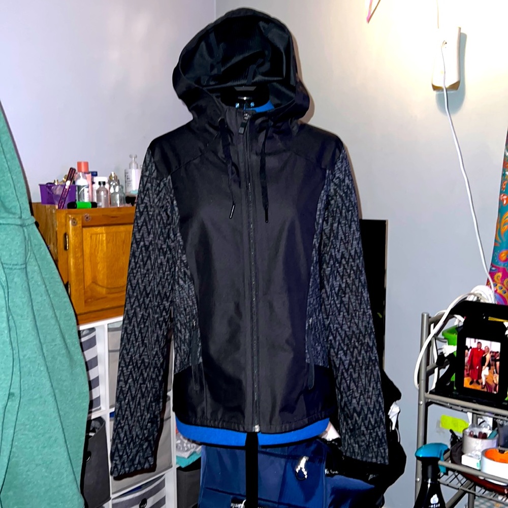 North Face Black And Grey Running Jacket Woman’s Large
